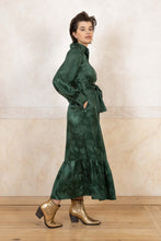 Lade das Bild in den Galerie-Viewer, Satin Long Dress