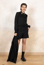 Lade das Bild in den Galerie-Viewer, Hot Pants Pinstripes