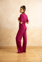 Lade das Bild in den Galerie-Viewer, Tailored V-Neck Shirt