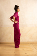 Lade das Bild in den Galerie-Viewer, Tailored V-Neck Shirt