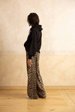 Lade das Bild in den Galerie-Viewer, Soft Hoodie