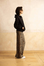 Lade das Bild in den Galerie-Viewer, Soft Hoodie