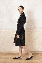 Lade das Bild in den Galerie-Viewer, Jersey Wickelbluse