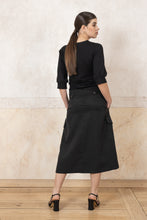 Lade das Bild in den Galerie-Viewer, Like an English Skirt