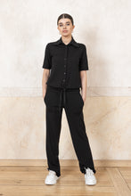 Lade das Bild in den Galerie-Viewer, Jumpsuit mit halben Arm