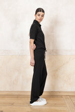 Lade das Bild in den Galerie-Viewer, Jumpsuit mit halben Arm