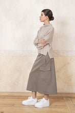 Lade das Bild in den Galerie-Viewer, Like an English Skirt