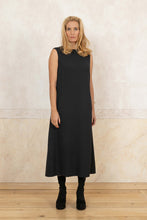 Lade das Bild in den Galerie-Viewer, Long Shift Dress