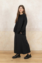 Lade das Bild in den Galerie-Viewer, Pure Wool Jumper