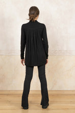 Lade das Bild in den Galerie-Viewer, Floating Longshirt