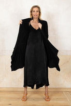 Lade das Bild in den Galerie-Viewer, Slip Coat Schwarz