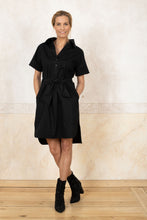 Lade das Bild in den Galerie-Viewer, Modernes Hemdblusenkleid