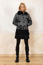 Lade das Bild in den Galerie-Viewer, Winter Blouson