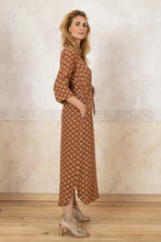 Lade das Bild in den Galerie-Viewer, Langes Hemdblusenkleid