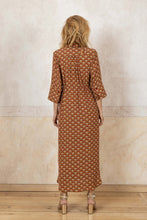 Lade das Bild in den Galerie-Viewer, Langes Hemdblusenkleid