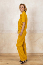 Lade das Bild in den Galerie-Viewer, Jumpsuit mit halben Arm