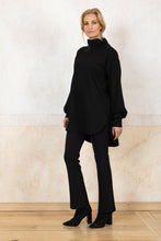 Lade das Bild in den Galerie-Viewer, Longpulli