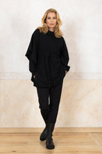 Lade das Bild in den Galerie-Viewer, Strick Poncho
