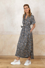 Lade das Bild in den Galerie-Viewer, Maxi Hemdblusenkleid