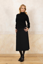 Lade das Bild in den Galerie-Viewer, Basic Shirt