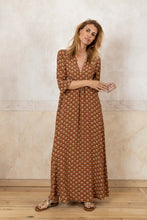 Lade das Bild in den Galerie-Viewer, Langer Stadt Kaftan